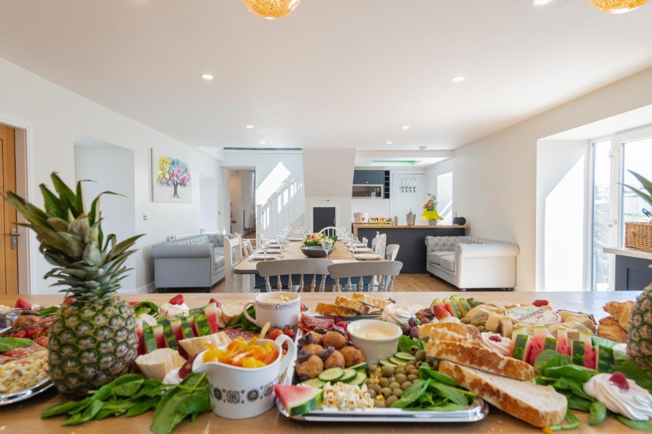 Nether Newton - Sleeps 12, Hottub, Sauna, Private Garden Newmilns Екстериор снимка