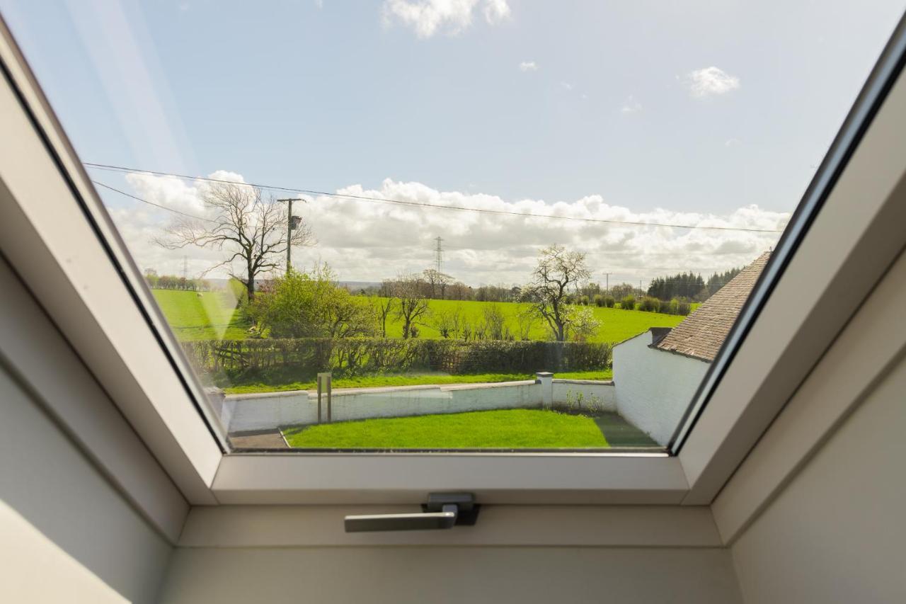 Nether Newton - Sleeps 12, Hottub, Sauna, Private Garden Newmilns Екстериор снимка