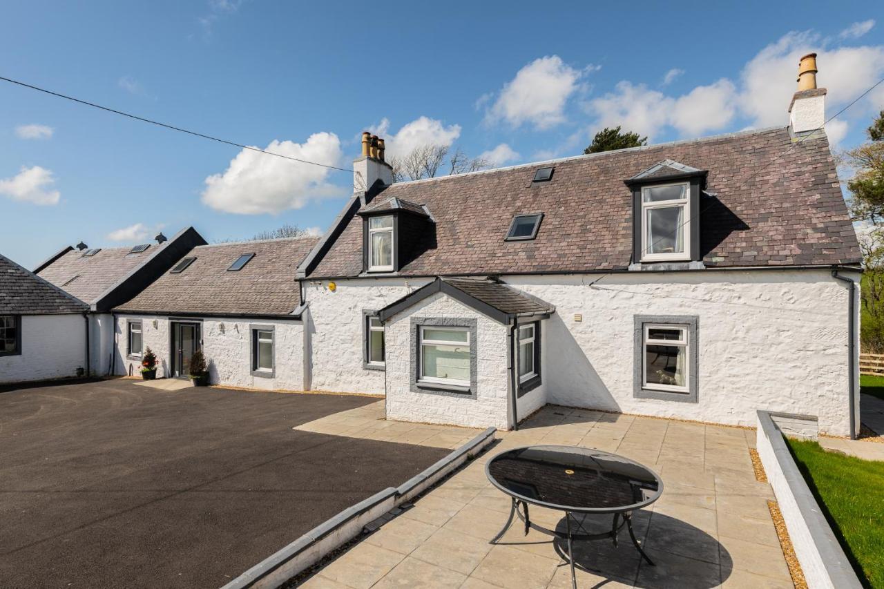 Nether Newton - Sleeps 12, Hottub, Sauna, Private Garden Newmilns Екстериор снимка